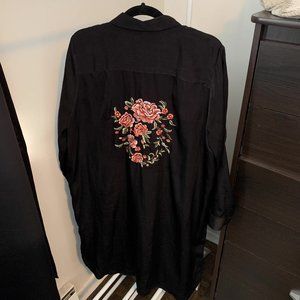 Satin finish shirt tunic with flower design